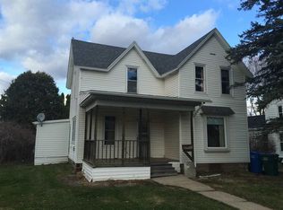 340 Lynn Ave, Baraboo, WI 53913