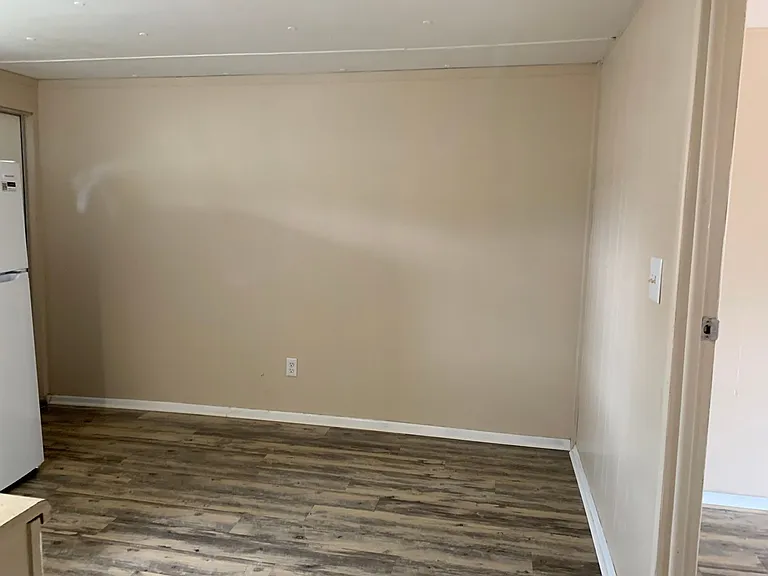 1505 Goodyear Ave #17-A — Photo 3