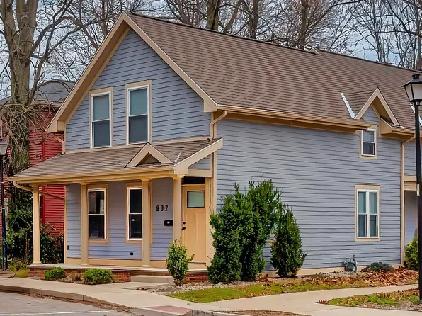 802 Lavina St, Fort Wayne, IN 46802