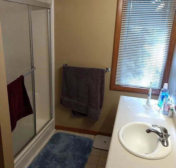 809 E Davenport St — Photo 5
