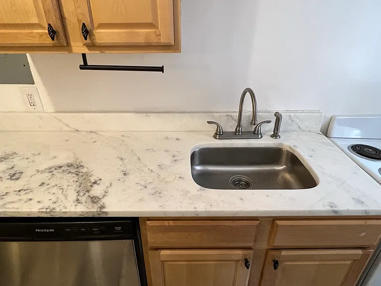 869 Charles Allen Dr NE #4 — Photo 9