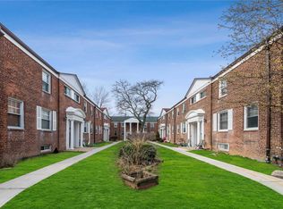 144-47 Charter Rd #9A, Jamaica, NY 11435