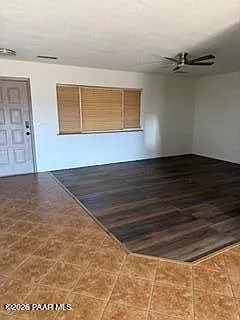 7800 E Larkspur Ln — Photo 4