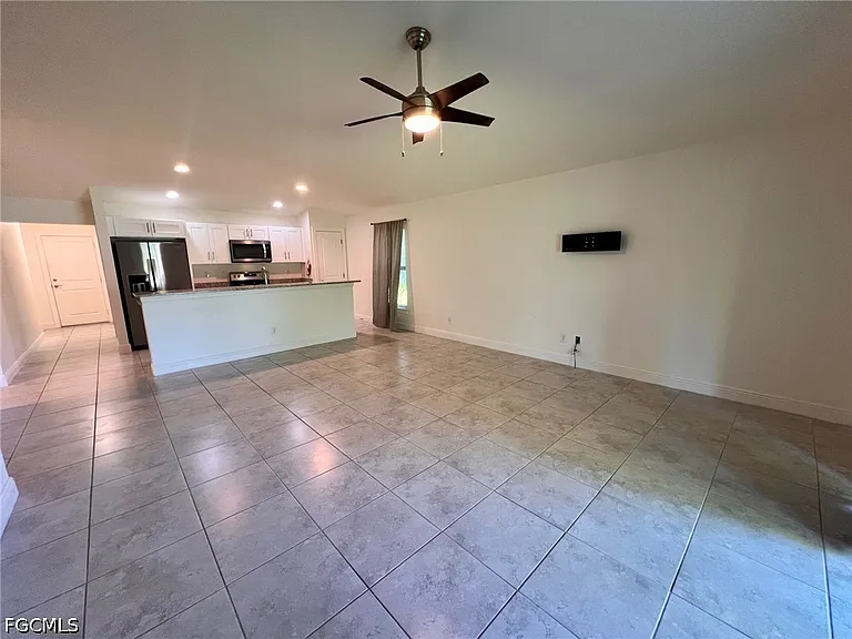 3322 NW 17th Ln — Photo 10
