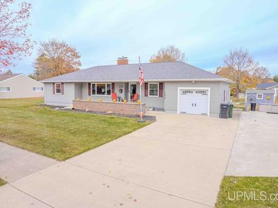 1608 17th Ave S, Escanaba, MI, 49829
