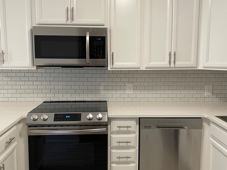 1st image of 311 W Earle St