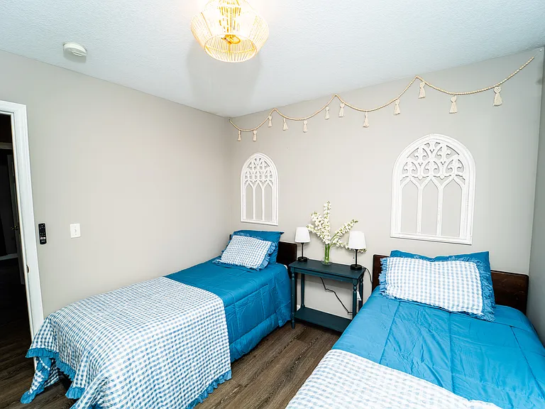 390 Oakview Park Rd — Photo 10