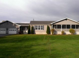 75 Tappin Rd, Mooers, NY 12958