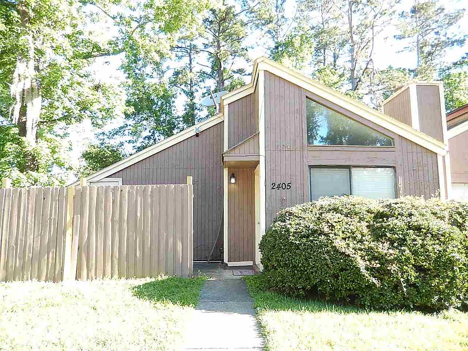 1st image of 2405 Sandpiper St