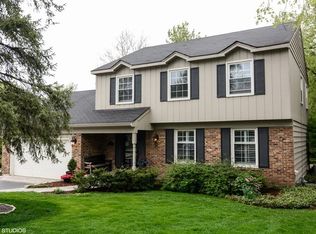 3713 Venard Rd, Downers Grove, IL 60515