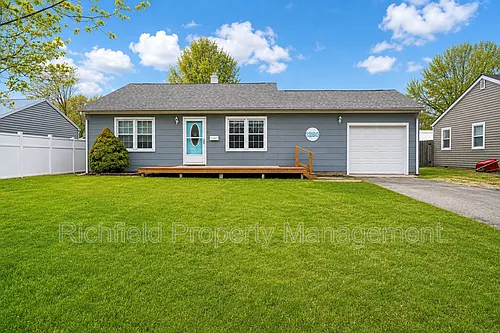 1260 Lincoln Dr Photo 1