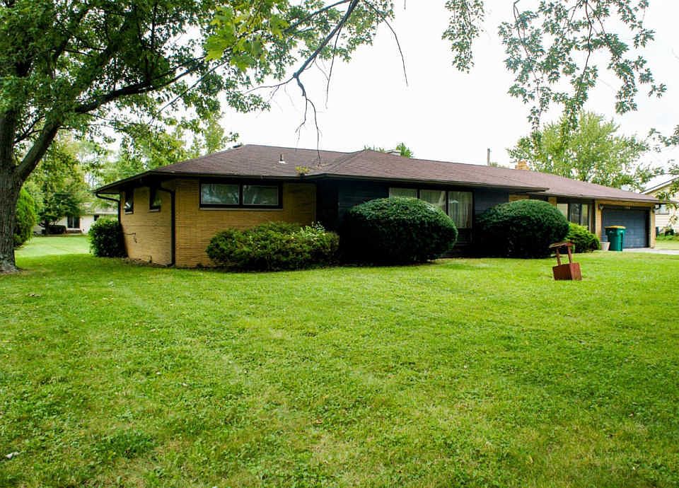 1st image of 730 W 79th Ave