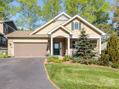 222 Shaws Creek Farm Rd, Laurel Park, NC, 28739