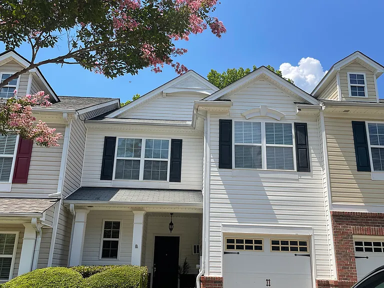 1212 Bronze Oak Way — Photo 2