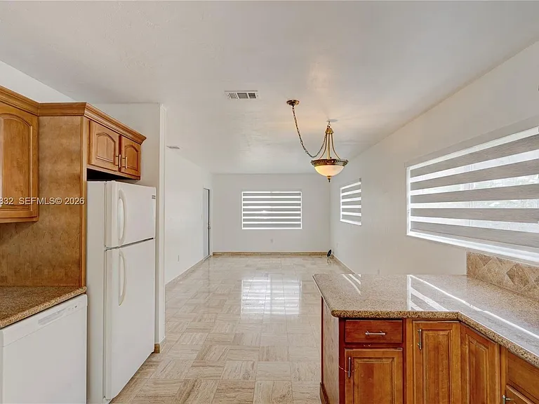 3665 SW 88th Ct — Photo 11