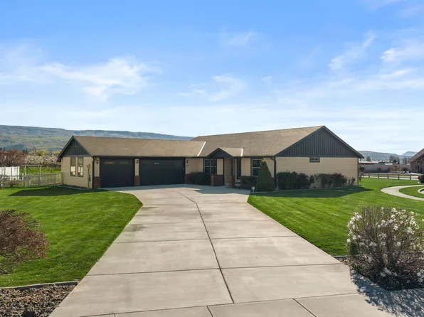 229 Sun Valley Dr, Wenatchee, WA 98801