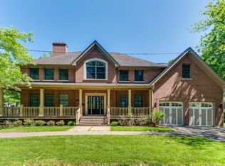 6519 N Algonquin Ave, Chicago, IL 60646