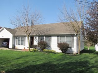 1705 Oak Park Dr, Champaign, IL 61822