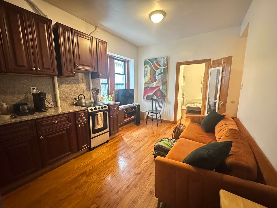 1st image of 530 E 13th St APT 2