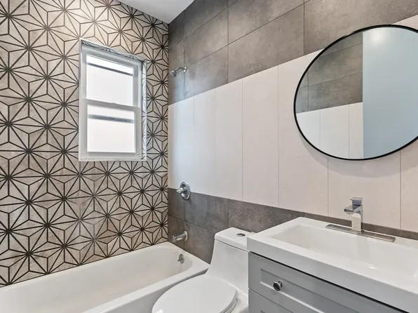 1053 New York Avenue image 6 of 13