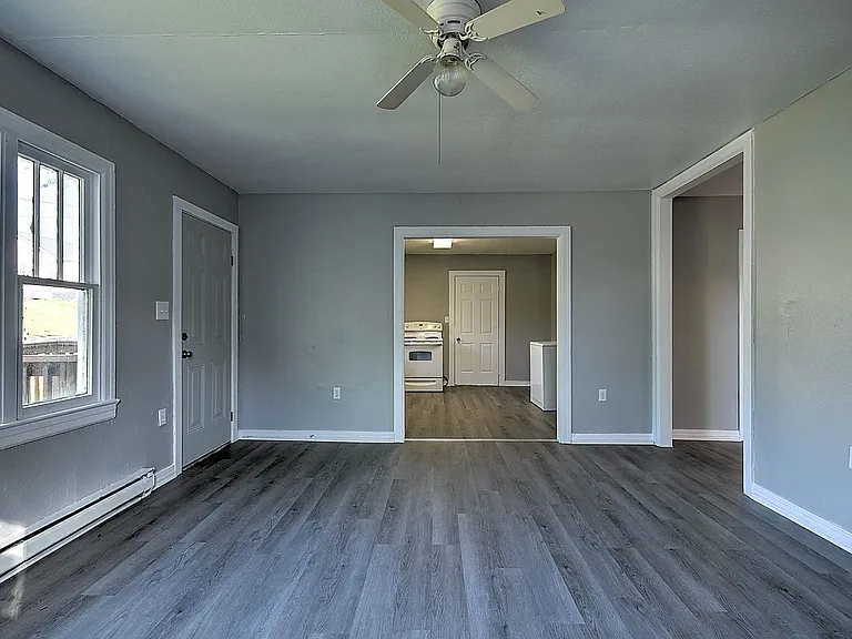 304 N Hardin St — Photo 20
