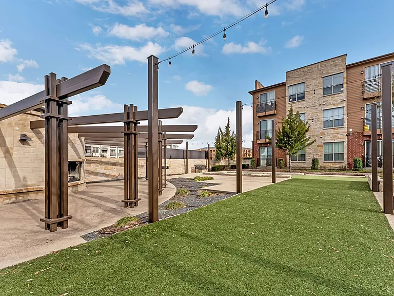 Gateway Cedars Apartments — Photo 20