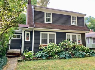 135 Kensington Rd, East Lansing, MI 48823