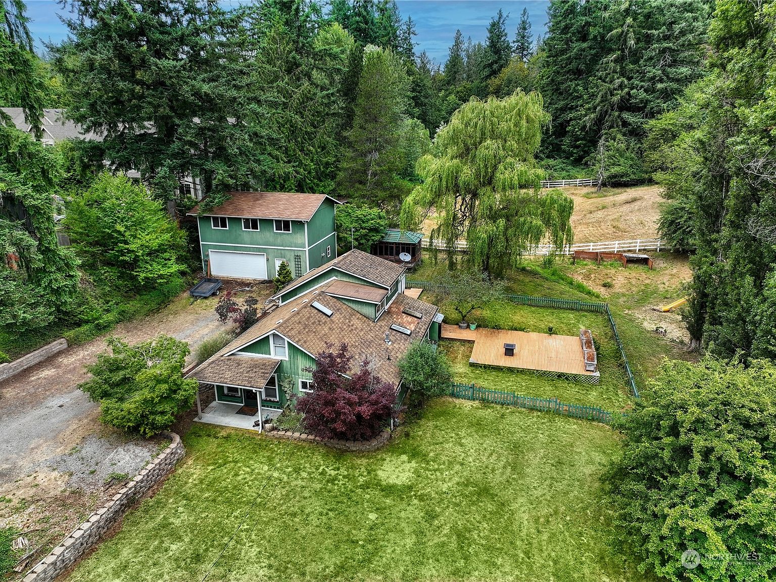 22424 SE 20th Street Sammamish WA 98075 MLS 2144005 Zillow   6249af81e6f14552af9442de69eba56d Cc Ft 1536 