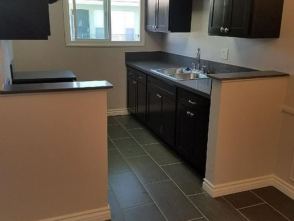 3rd image of 3932 Stevely Ave APT 02
