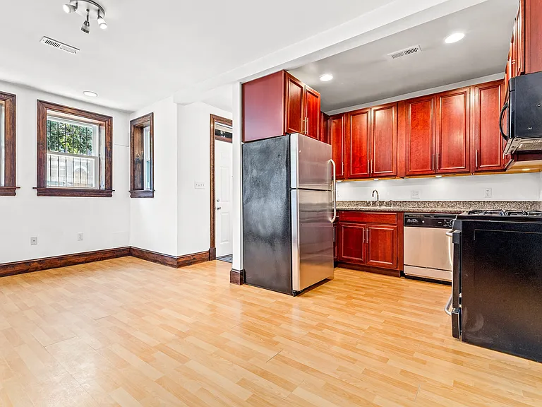 39 New York Ave NW #2 — Photo 5