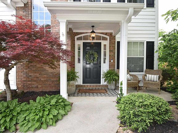3rd image of 404 Saint Dunstans Ct
