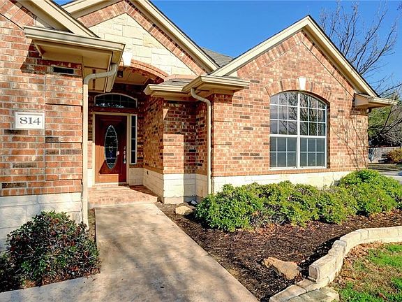 3rd image of 814 Clear Meadow Ct