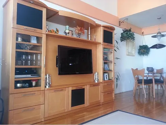 Sold by Calabrese Real Estate | media 7