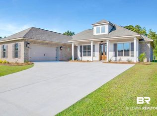 393 Garrison Blvd, Fairhope, AL 36532
