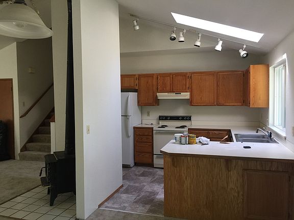 3rd image of 1730 93rd Dr SE