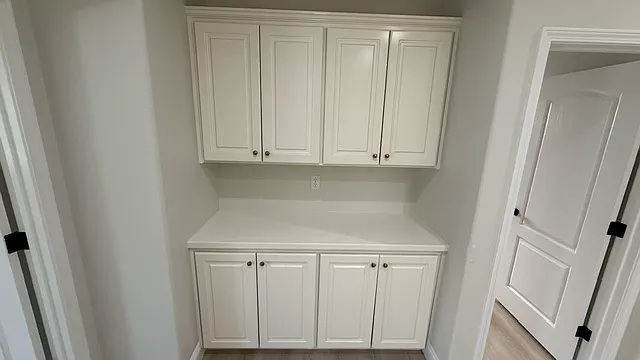 2718 E Darlington Ct — Photo 12