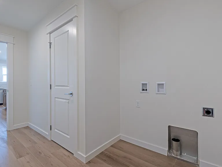 13636 Redwood Way NW — Photo 16
