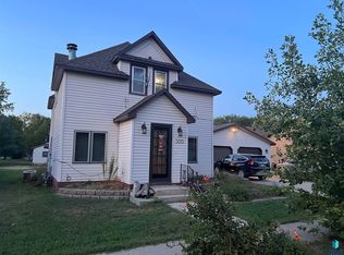 300 E State St, Marion, SD 57043