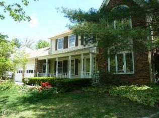 5 Christopher Ln, Sterling, VA 20165