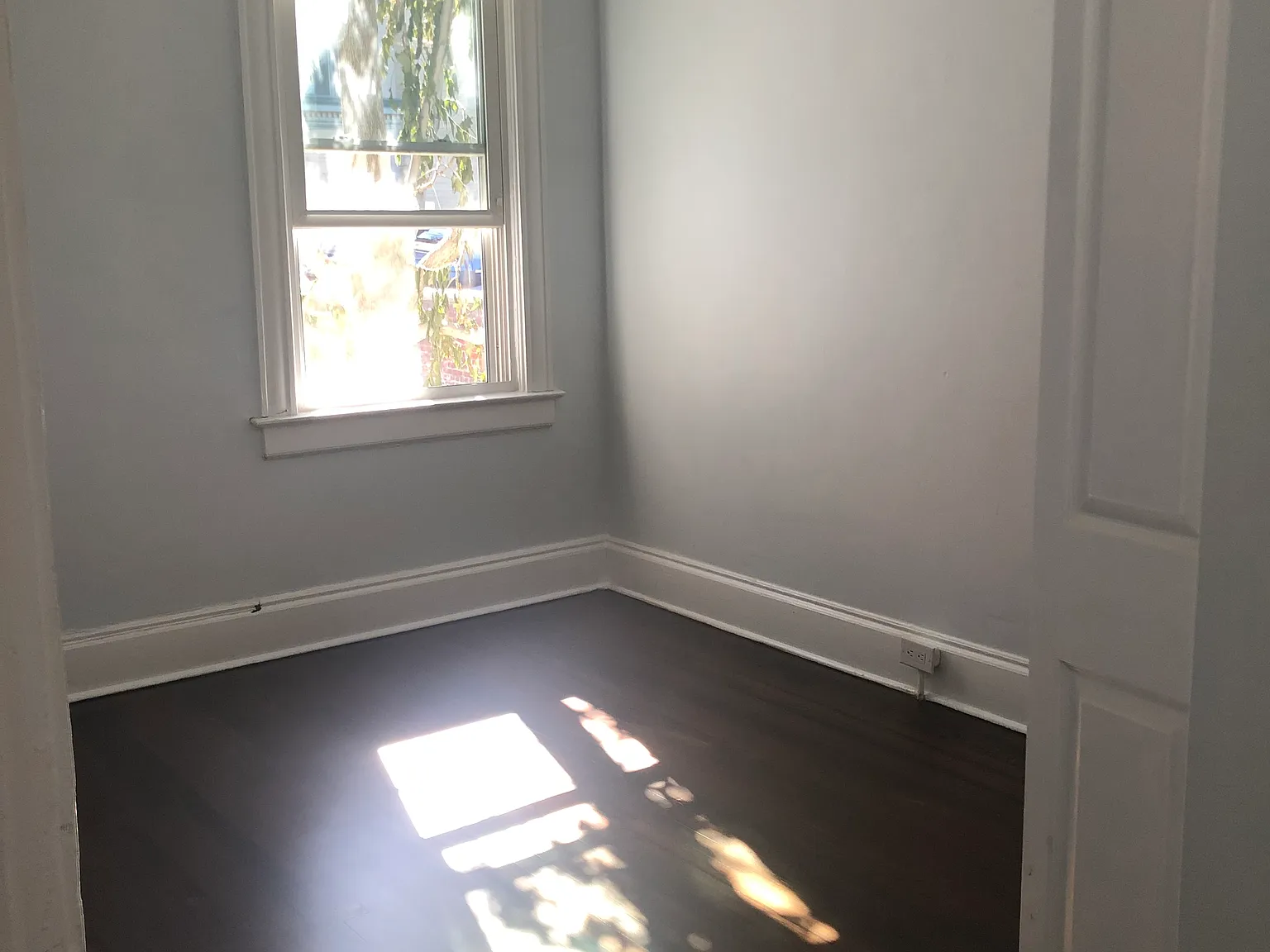 2 bed, 1045 sqft, $2,495 — Photo 4