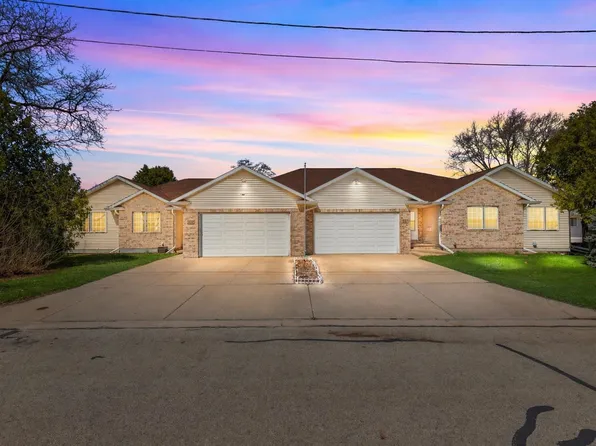 619 Knight Ave, Neenah, WI 54956