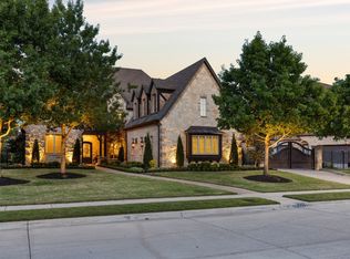 221 Edinburgh Ct, Southlake, TX 76092
