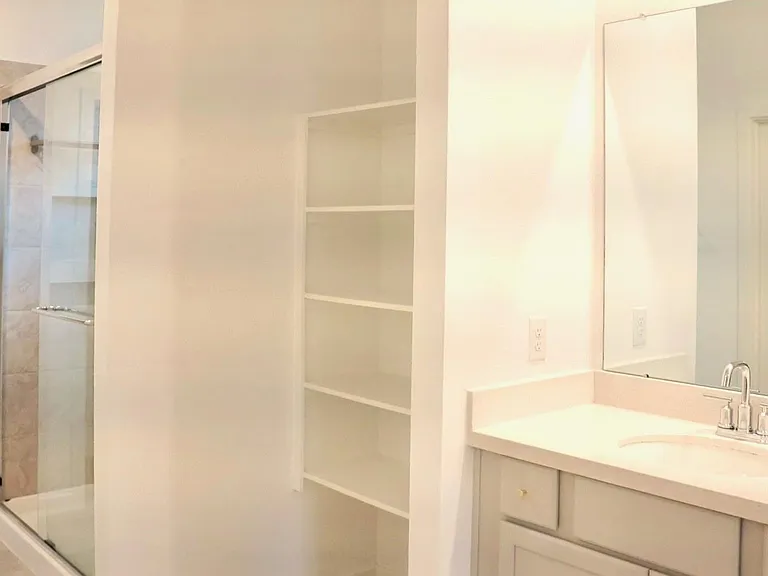 17631 Carnation Glen Dr — Photo 20