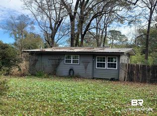 2161 Grove Ct, Mobile, AL 36605