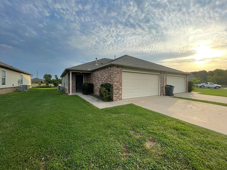 RSI 3518 - 3520H (EM*) — Photo 1