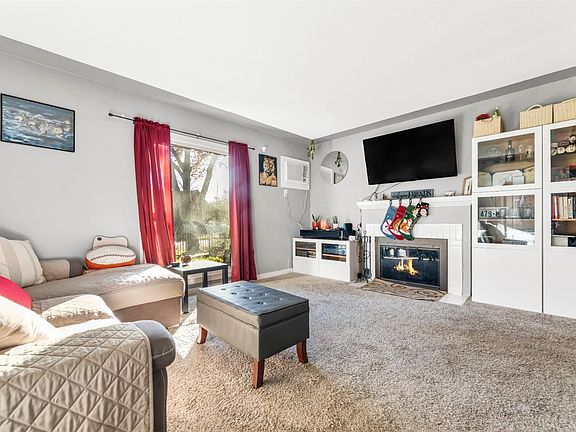 4th image of 3625 7th Ave