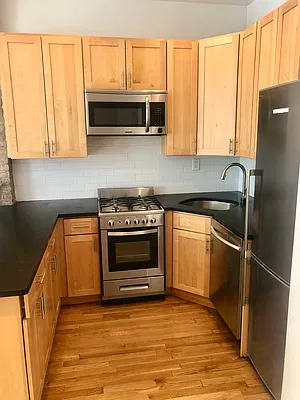 Rented by Newcastle Realty Services | media 20
