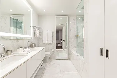 Rented by R New York