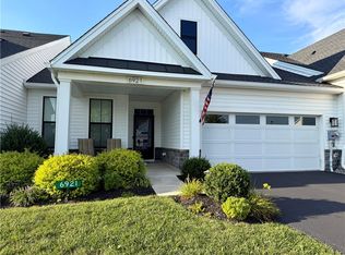 6921 Cedar Dr, Bath, PA 18014