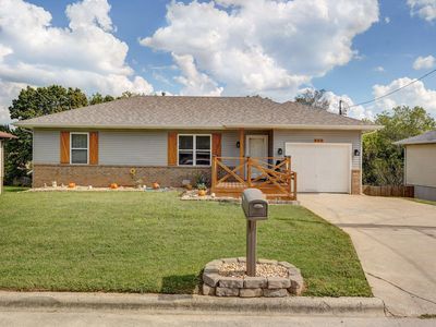 2402 S 14th Street, Ozark, MO, 65721